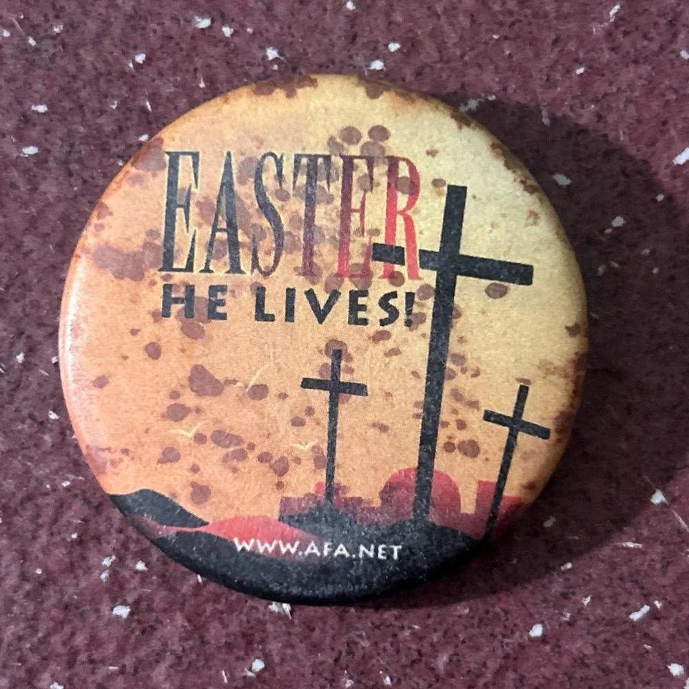 Easter He Lives, Cross Button Pin Collectors Item.  Used